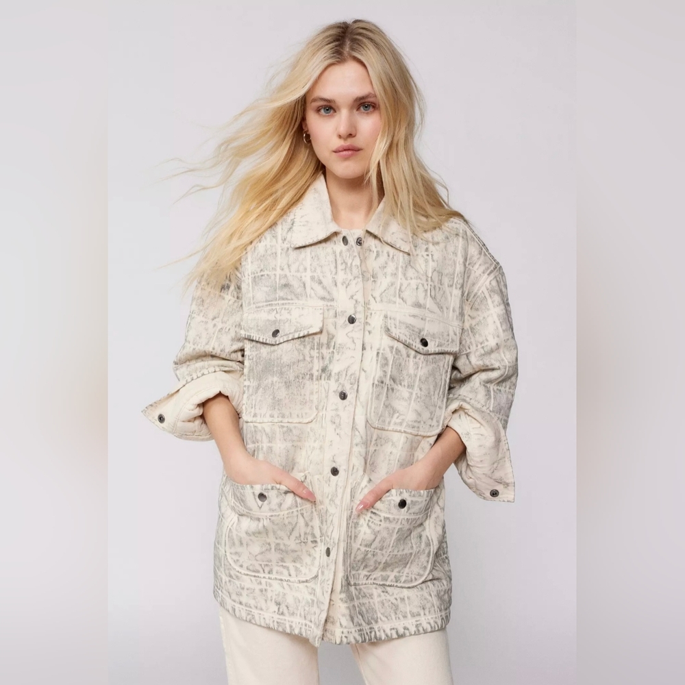 NWT button down jacket with pockets